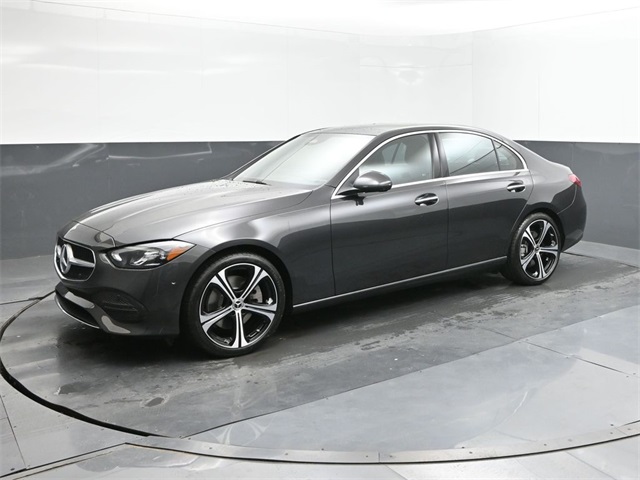 2025 Mercedes-Benz C-Class Sedan C 300's photo