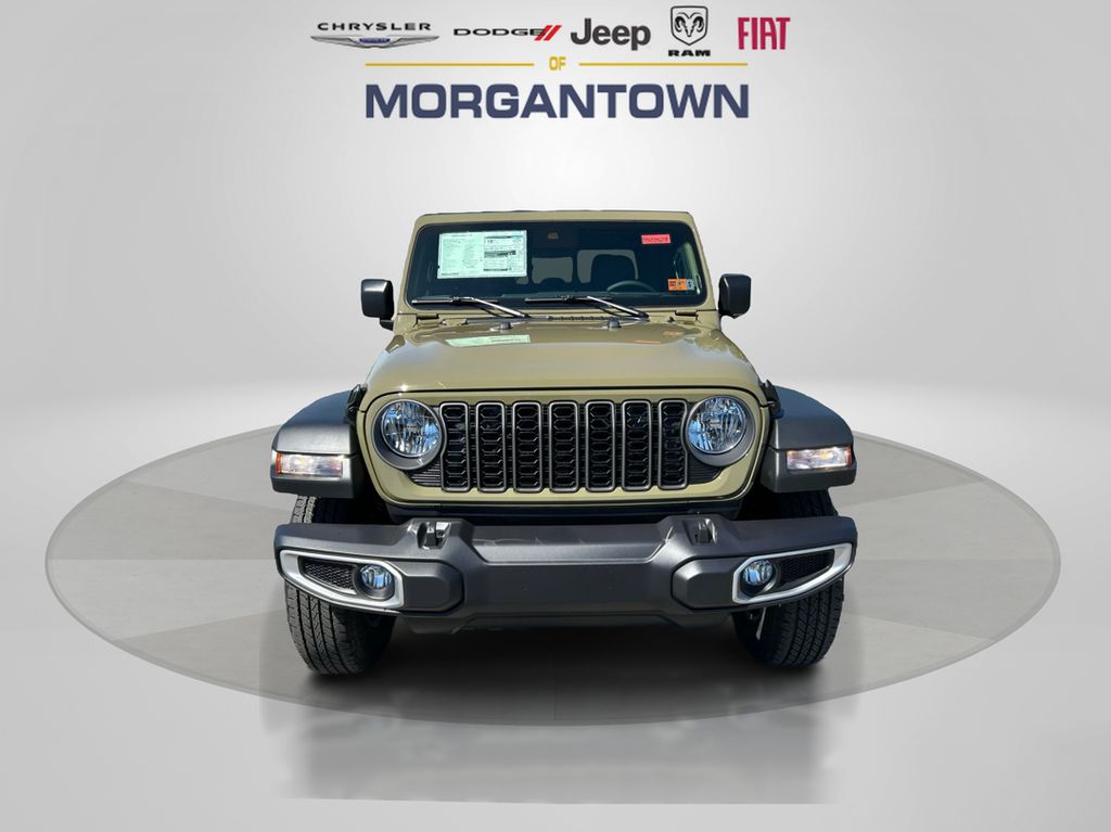 2025 Jeep Gladiator Sport S photo 2