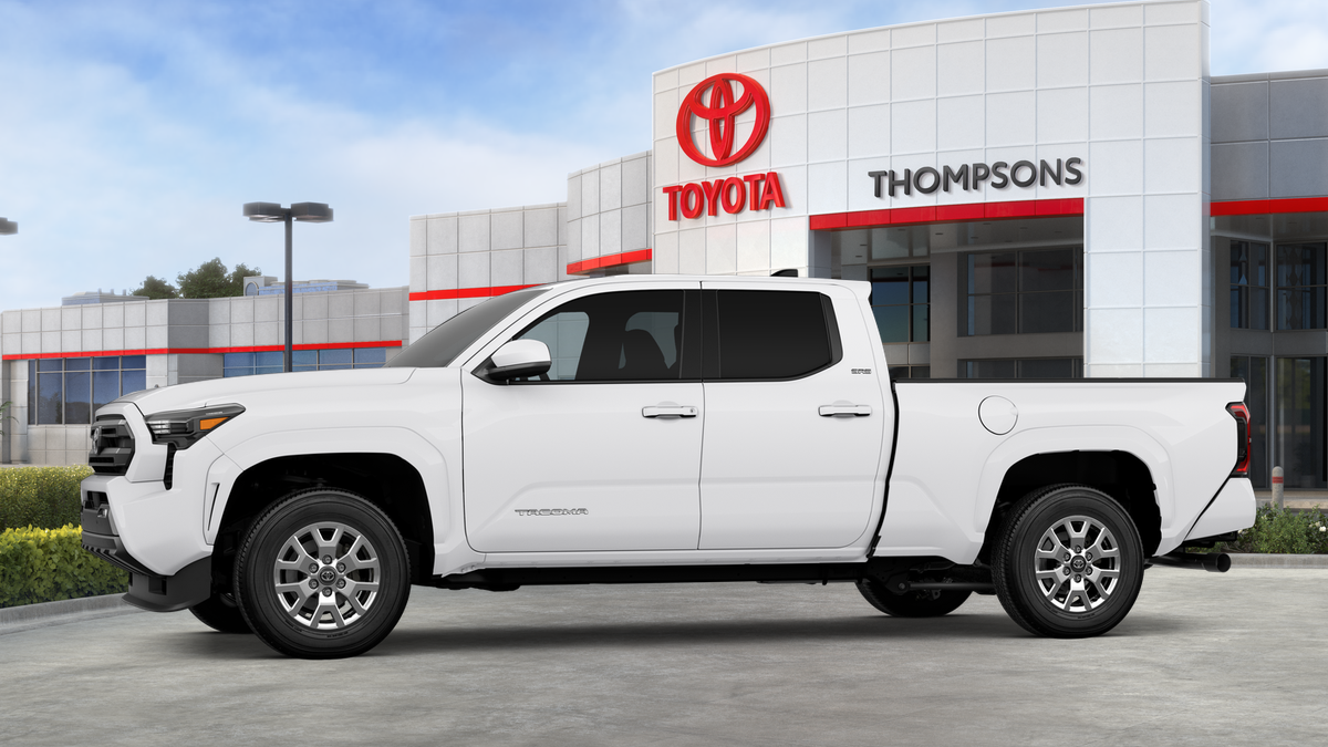 2026 Toyota Tacoma SR5 4x4 Double Cab photo 3