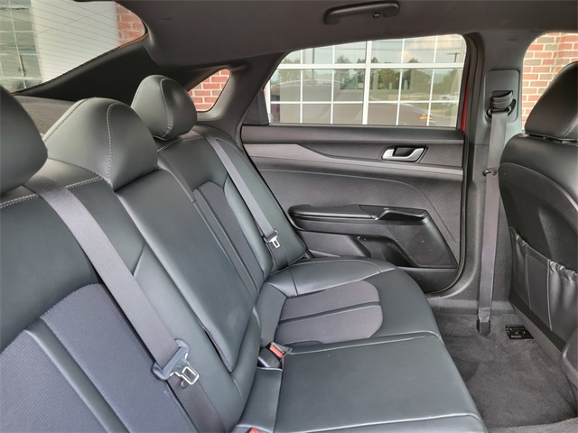 2022 Kia K5 GT-Line photo 15