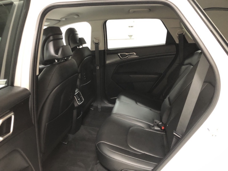 2023 Kia Sportage EX photo 15