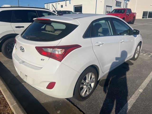 2015 Hyundai Elantra GT Base photo 4
