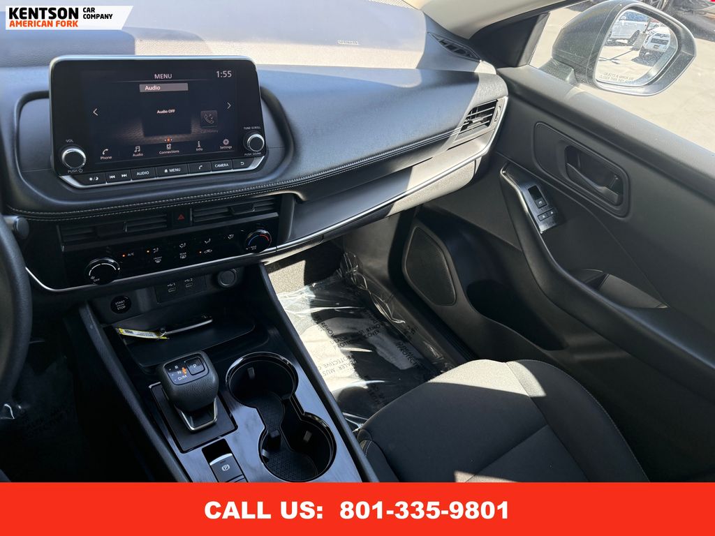 2024 Nissan Rogue S photo 22