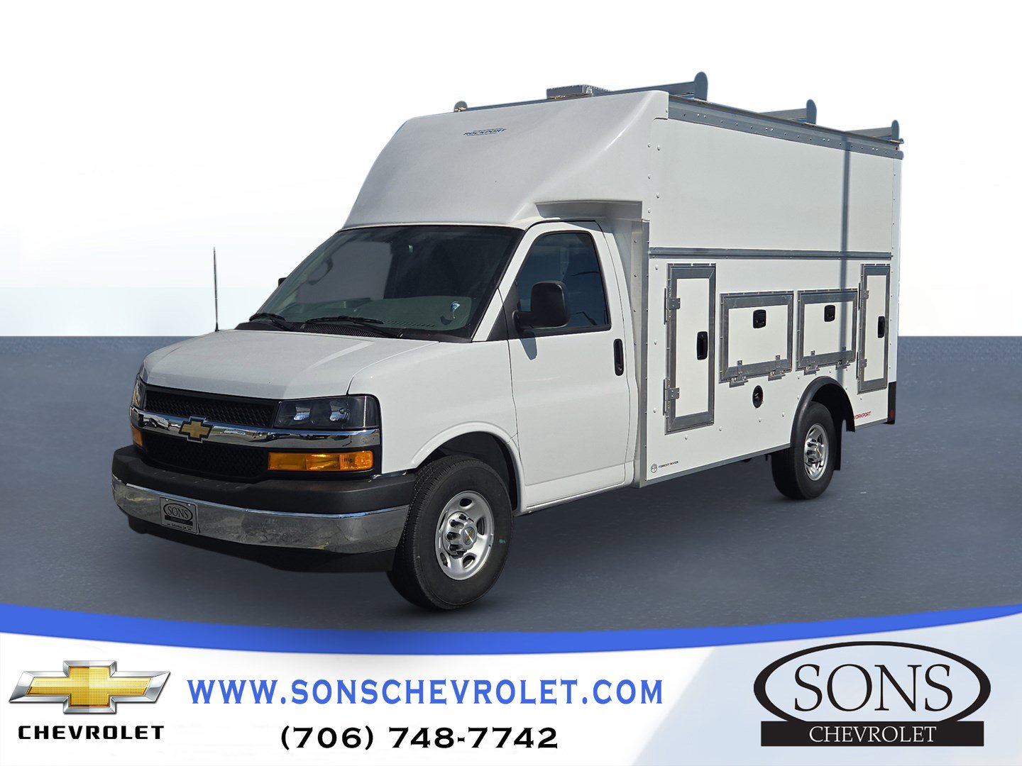 2025 Chevrolet Express Cutaway Base's photo