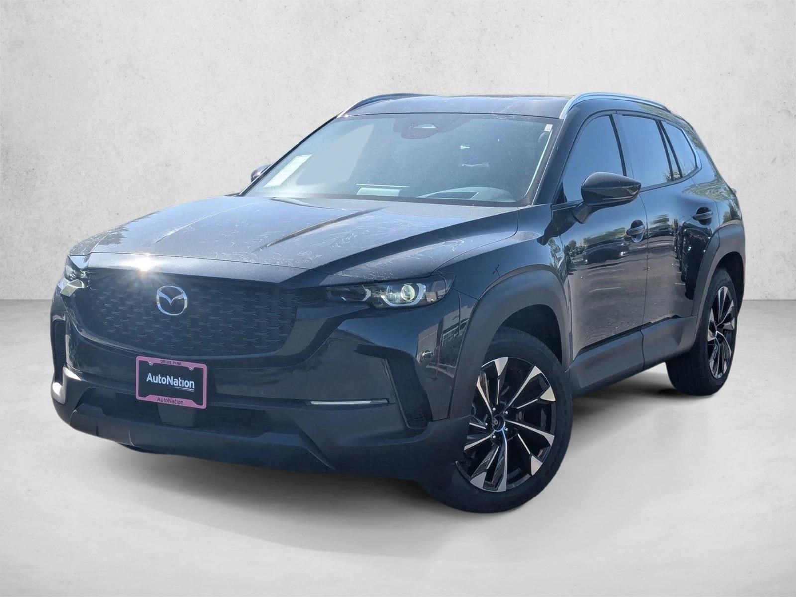 2025 Mazda CX-50 Premium Plus's photo