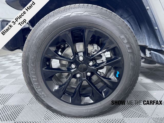 2022 Jeep Wrangler Unlimited Sahara 4xe photo 11