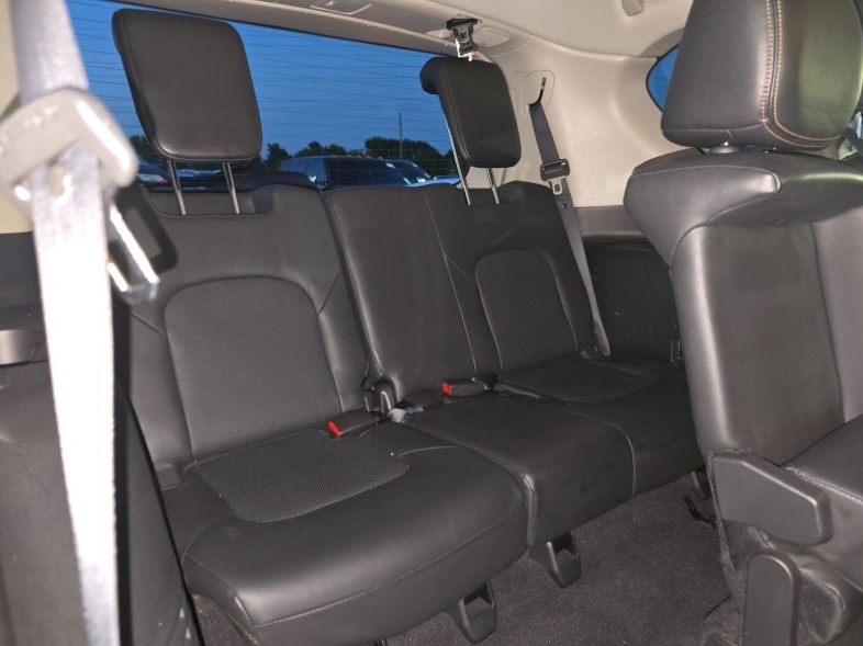 2018 Nissan Armada SL photo 11