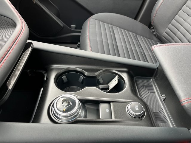 2025 Ford Explorer ST-Line photo 31