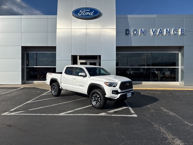 2023 Toyota Tacoma TRD Off Road's photo