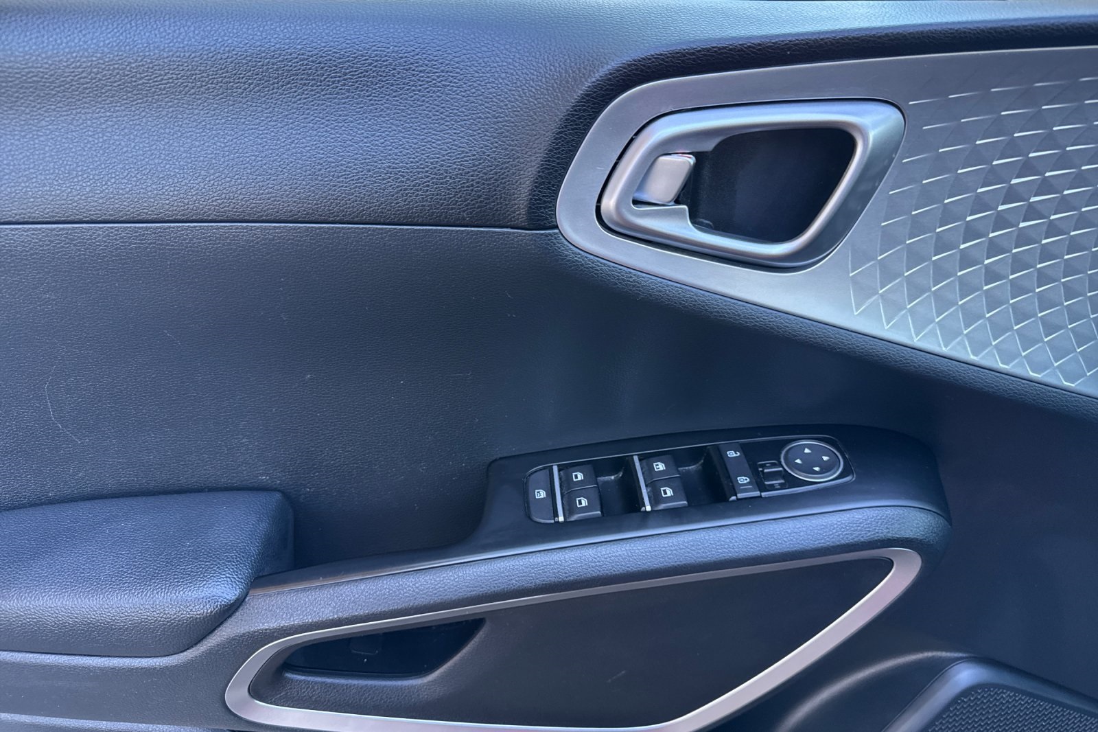 2023 Kia Soul LX photo 10