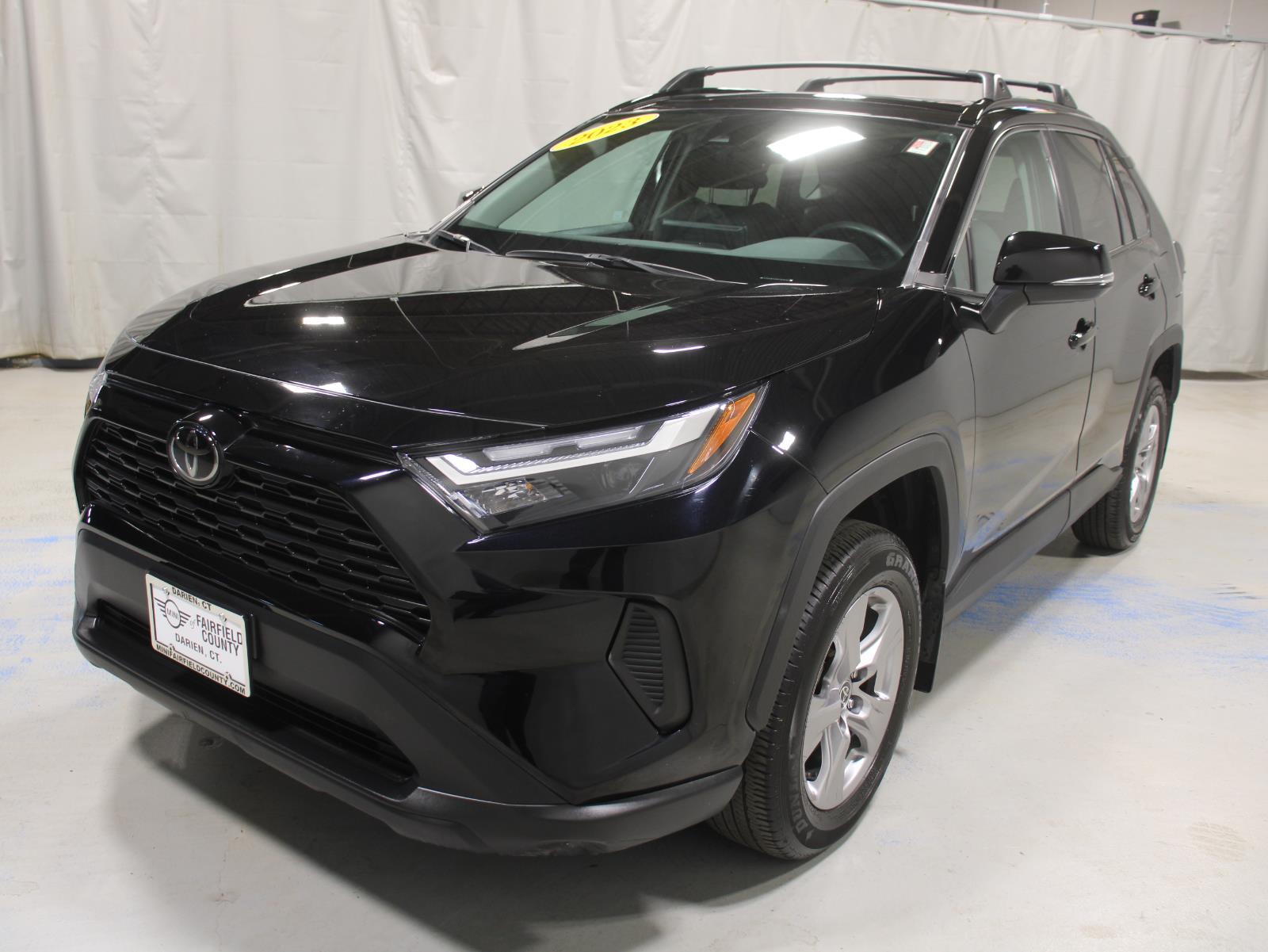 2023 Toyota RAV4 XLE's photo