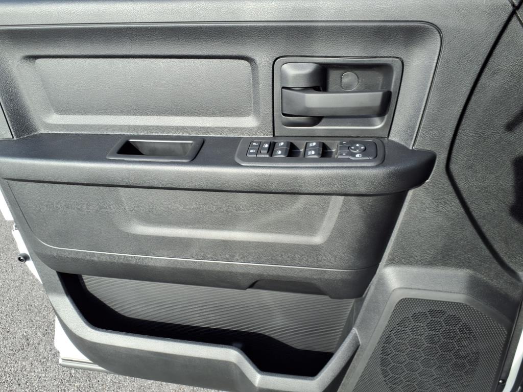 2025 Ram 2500 Tradesman photo 7