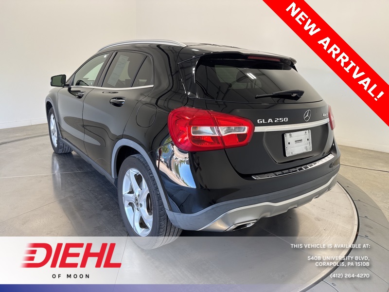 2018 Mercedes Benz GLA 250 4MATIC photo 5