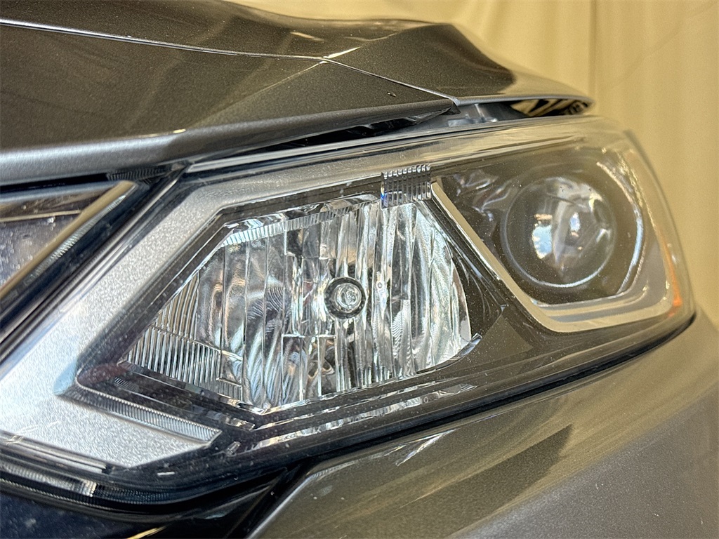 2020 Nissan Altima 2.5 S photo 17