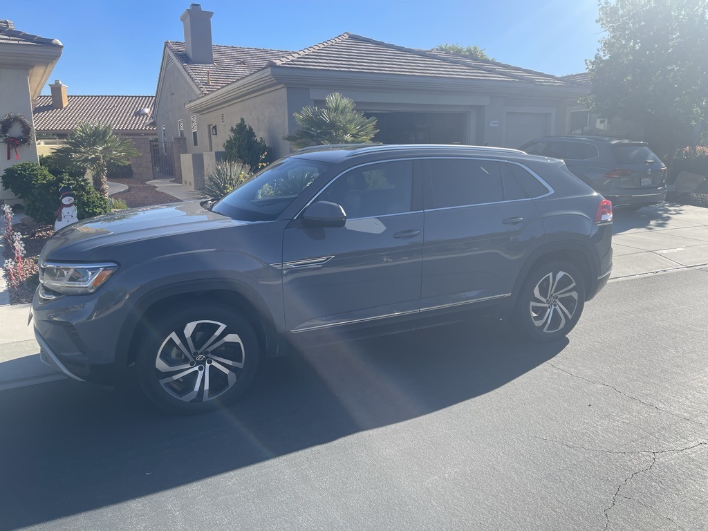 2023 Volkswagen Atlas Cross Sport SEL's photo