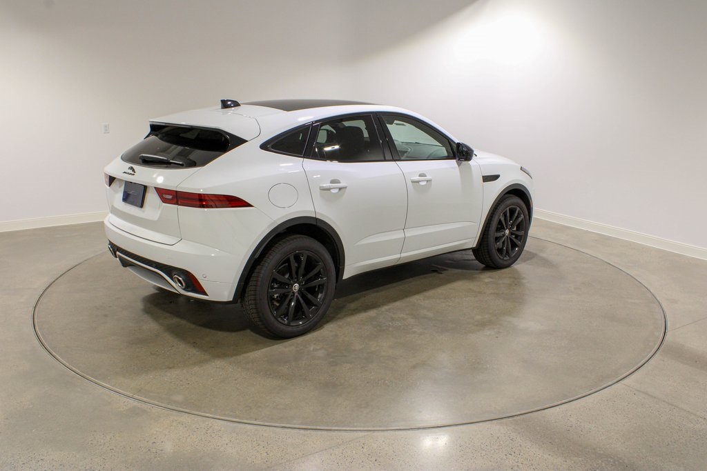 2024 Jaguar E-PACE R-Dynamic SE photo 5