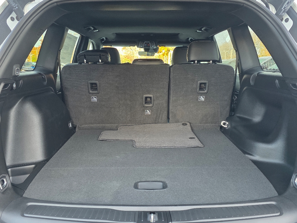 2025 Jeep Grand Cherokee Altitude X photo 4