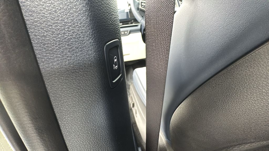 2026 Kia Carnival EX photo 15