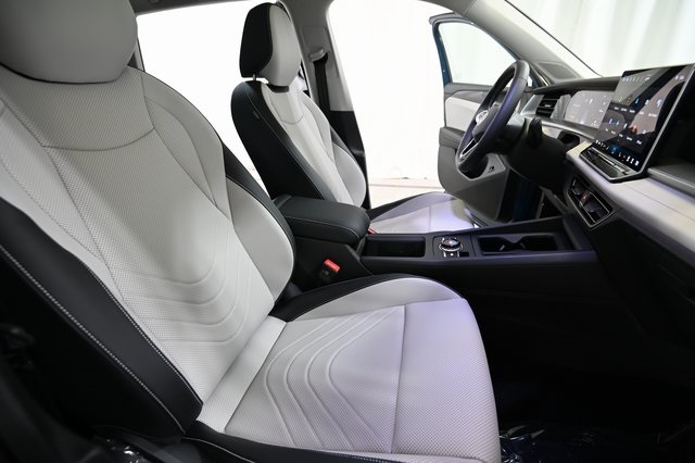 2025 Volkswagen Tiguan SE photo 23