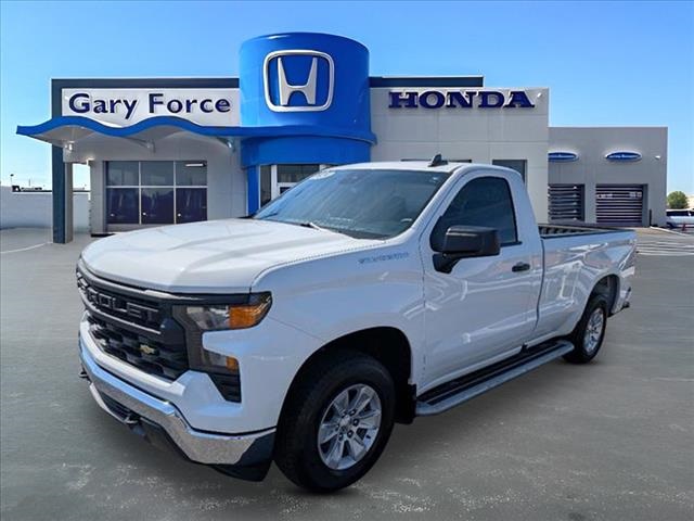 2024 Chevrolet Silverado 1500 photo 3