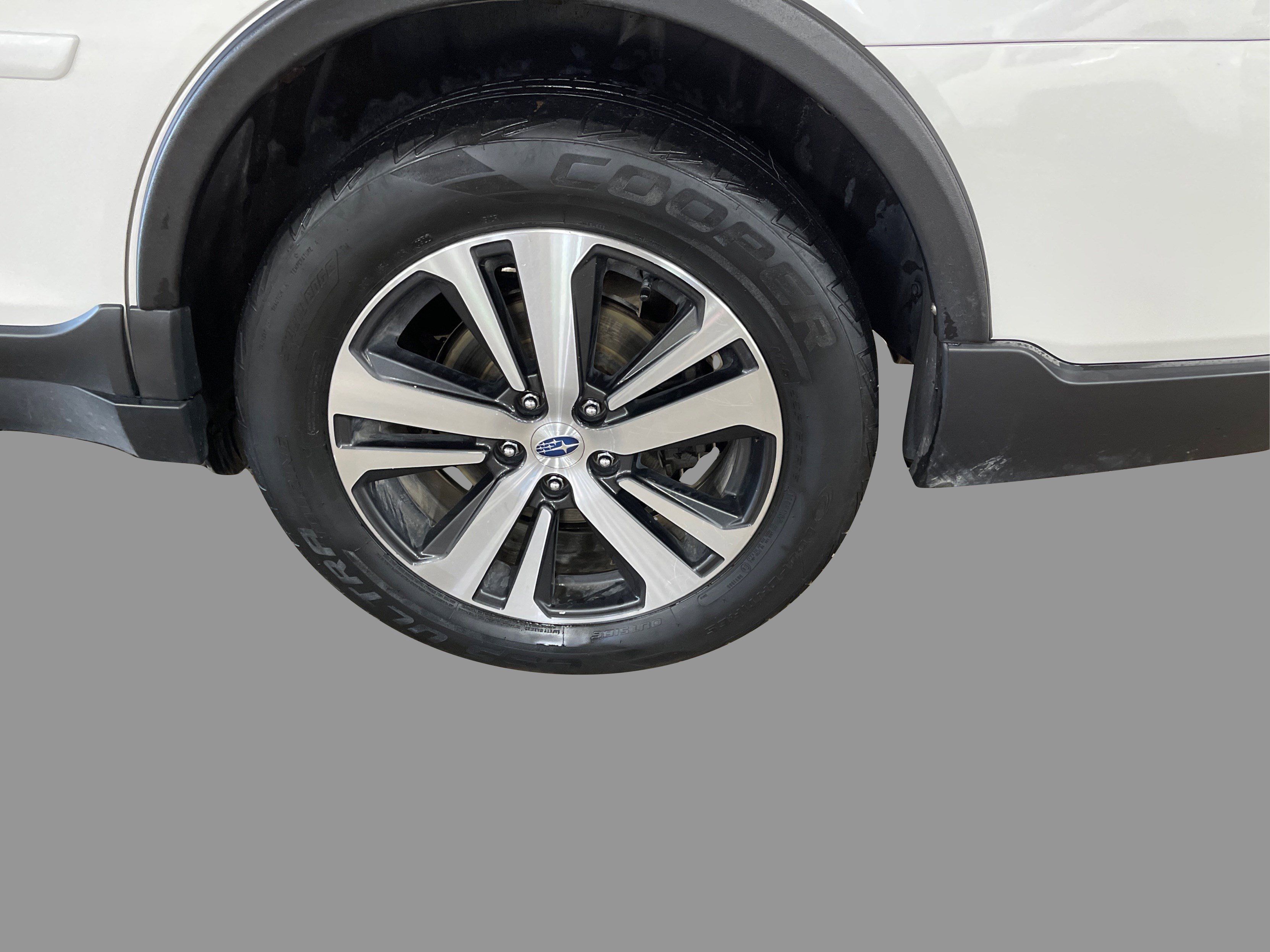 2018 Subaru Outback Limited photo 11