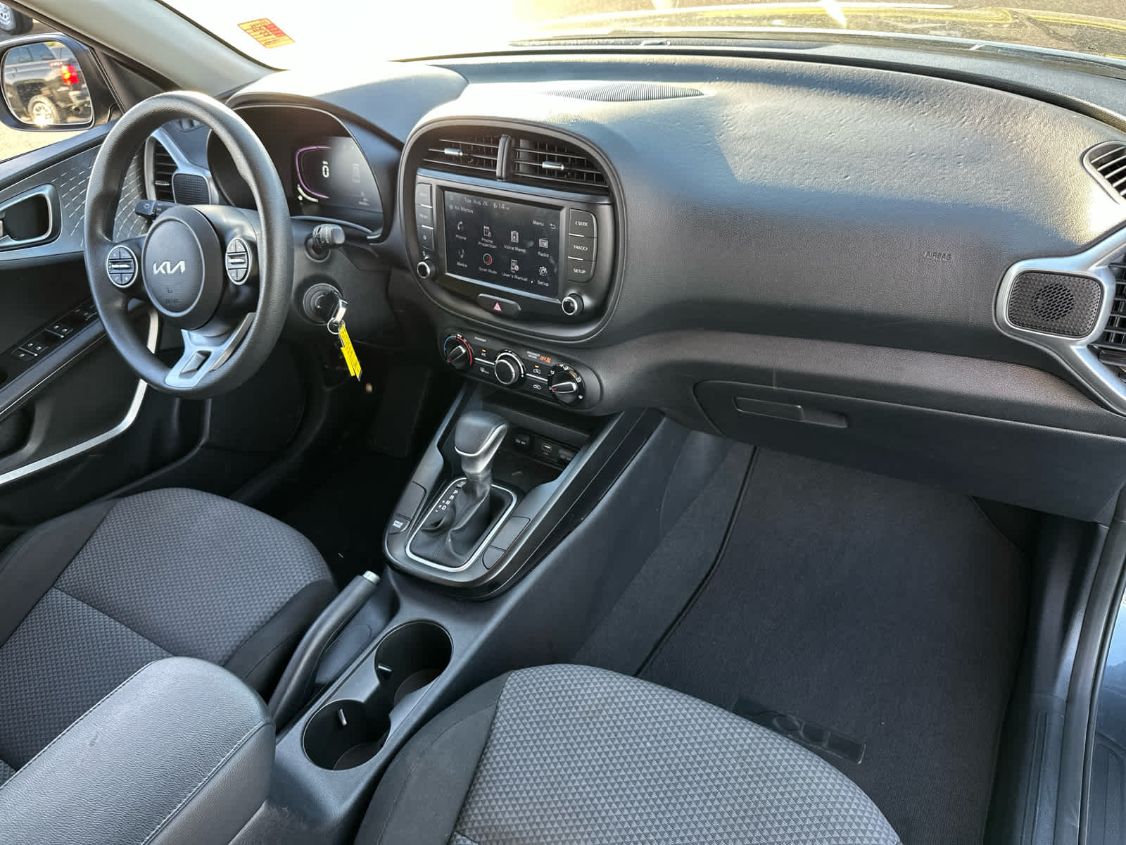 2023 Kia Soul LX photo 23