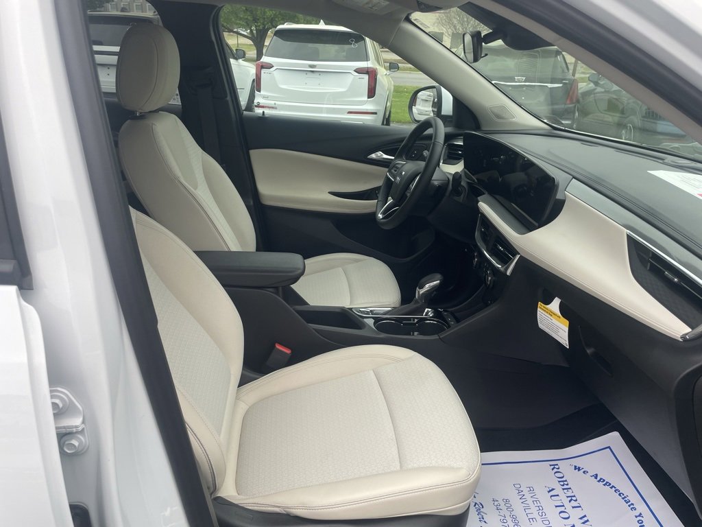 2025 Buick Encore GX Preferred photo 14