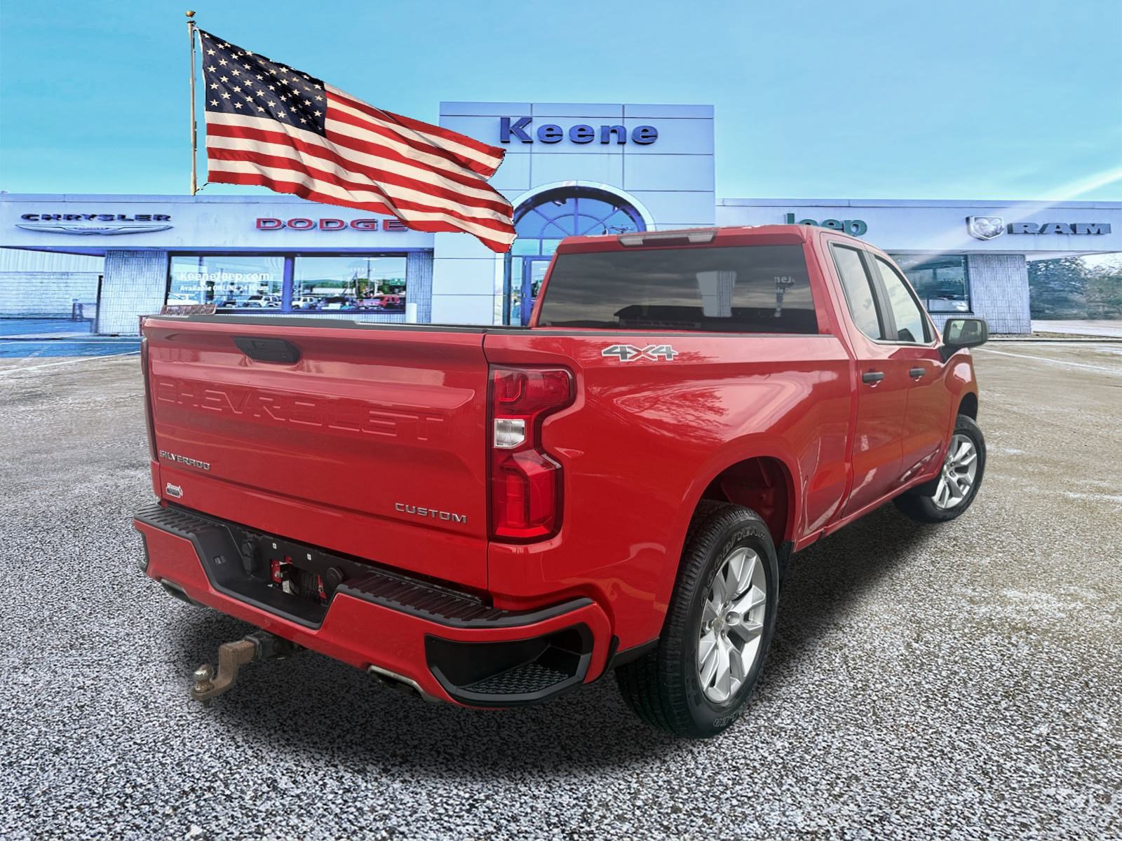 2019 Chevrolet Silverado Custom photo 4