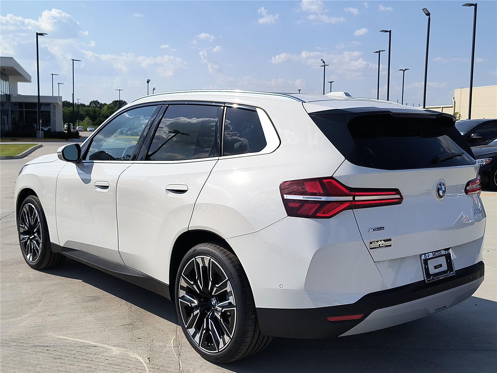 2026 Bmw X3 photo 3