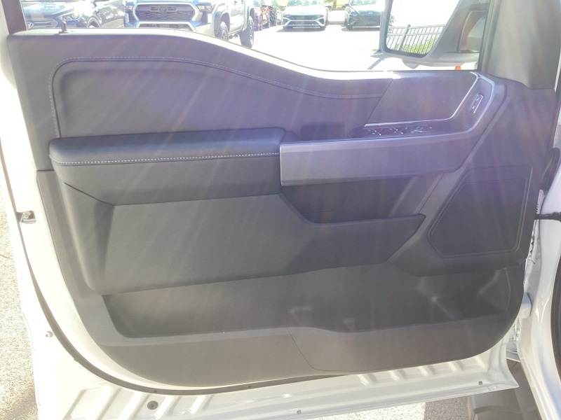 2025 Ford F-150 XLT photo 24