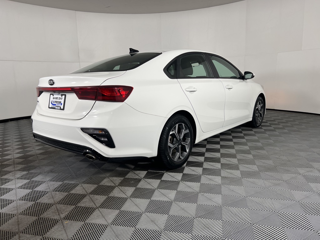 2020 Kia Forte LXS photo 9