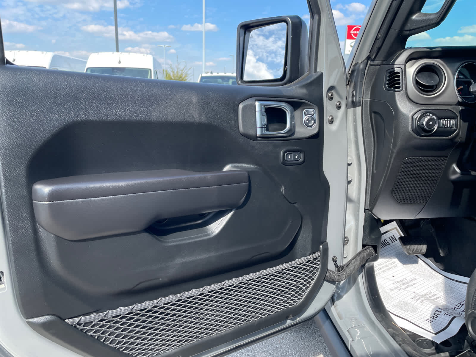 2021 Jeep Wrangler Unlimited Willys photo 18