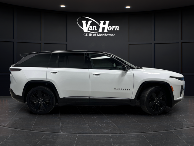 Used 2024 Jeep Wagoneer S Launch Edition with VIN 3C4RJNAK2RT177635 for sale in Manitowoc, WI