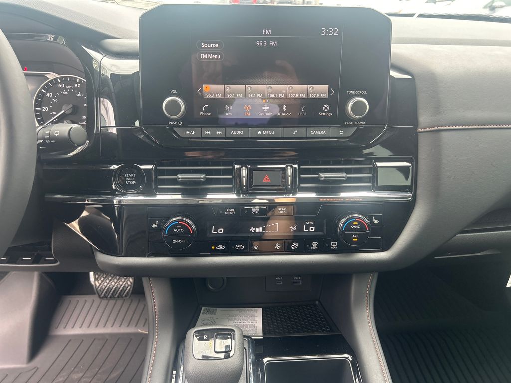 2025 Nissan Pathfinder Rock Creek photo 28