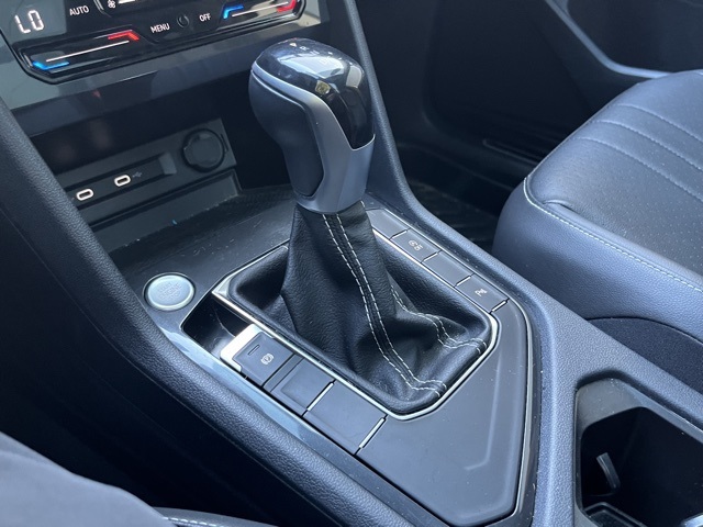 2022 Volkswagen Tiguan SE R-Line Black photo 40