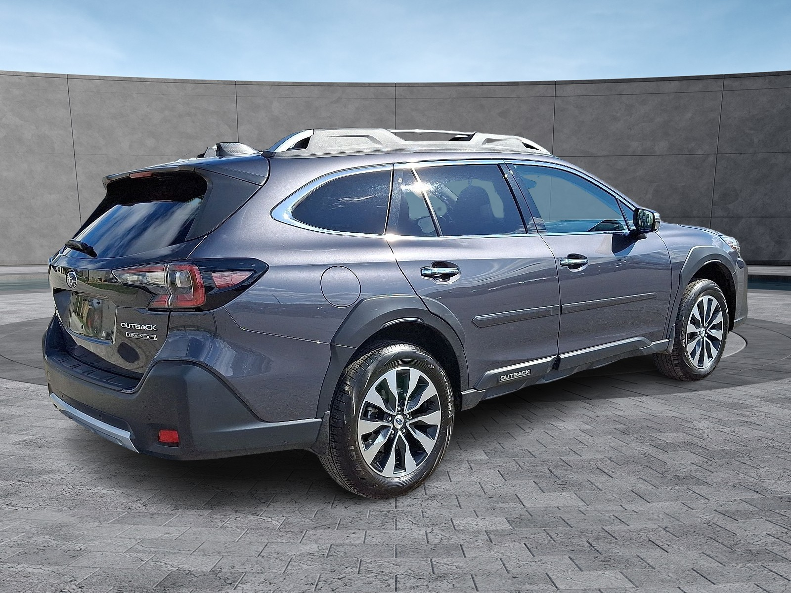 2024 Subaru Outback Touring XT photo 11