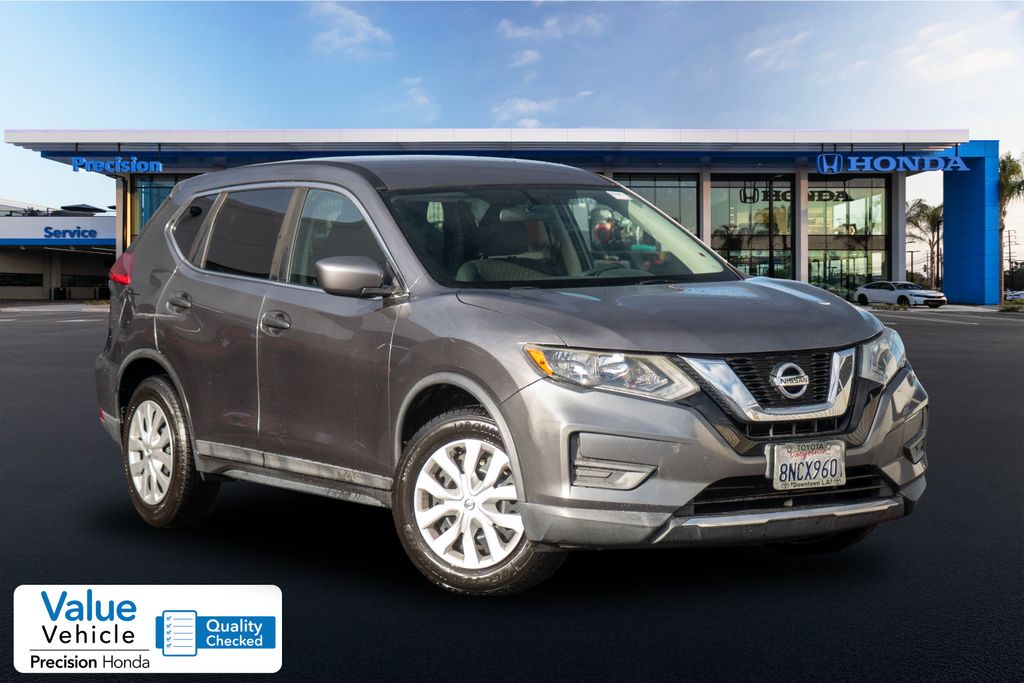 2017 Nissan Rogue S's photo