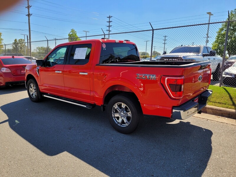 2021 Ford F-150 XLT photo 3