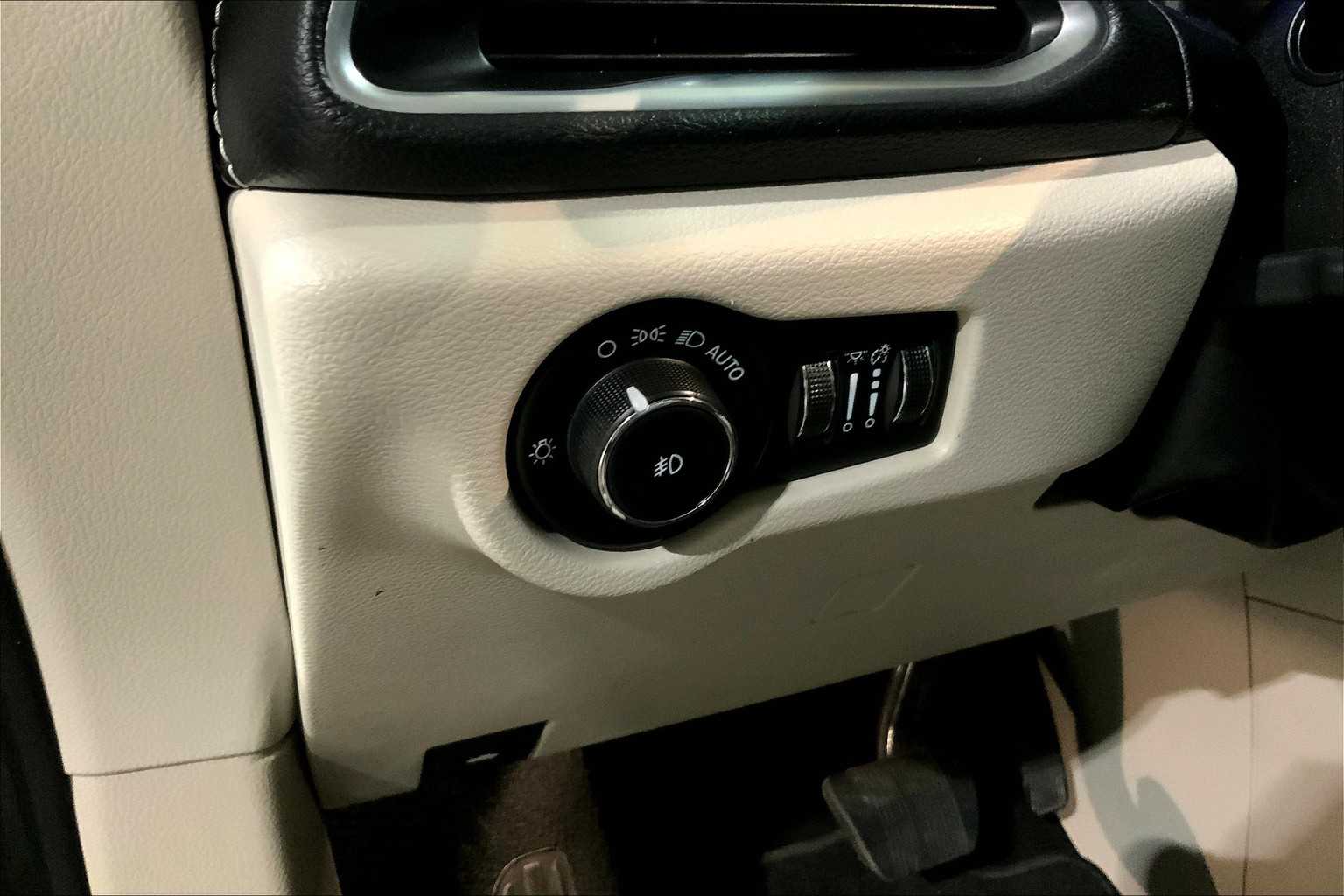 2023 Chrysler Pacifica Limited photo 31