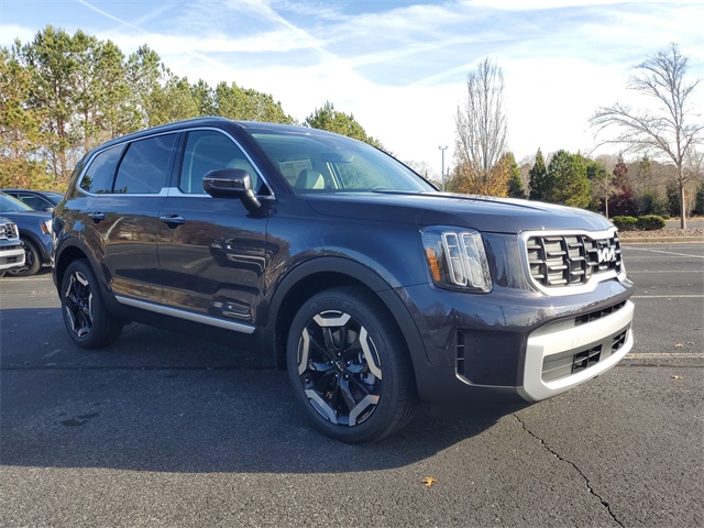 2025 Kia Telluride S photo 3