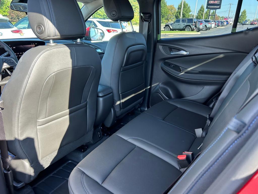 2026 Buick Encore GX Sport Touring photo 7