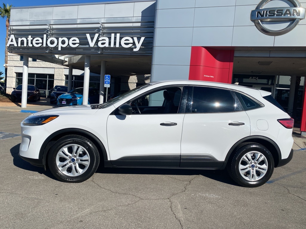 2021 Ford Escape S photo 4