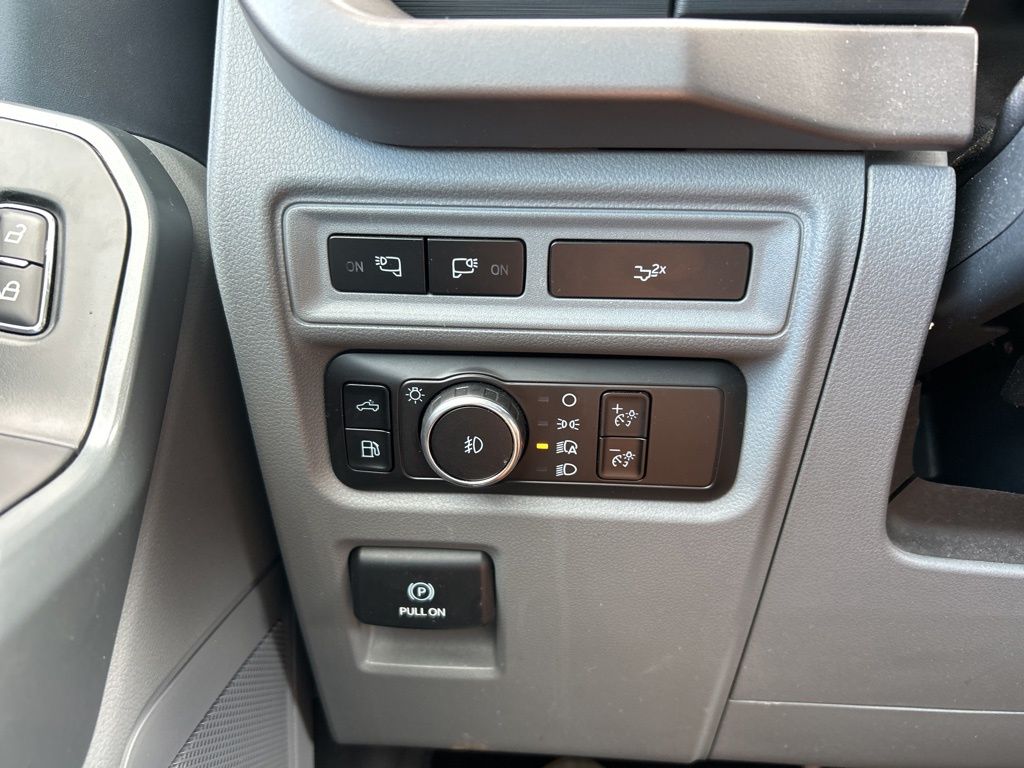 2024 Ford F-150 XLT photo 22