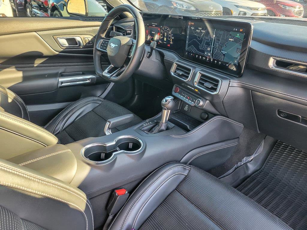 2024 FORD MUSTANG - Image 24
