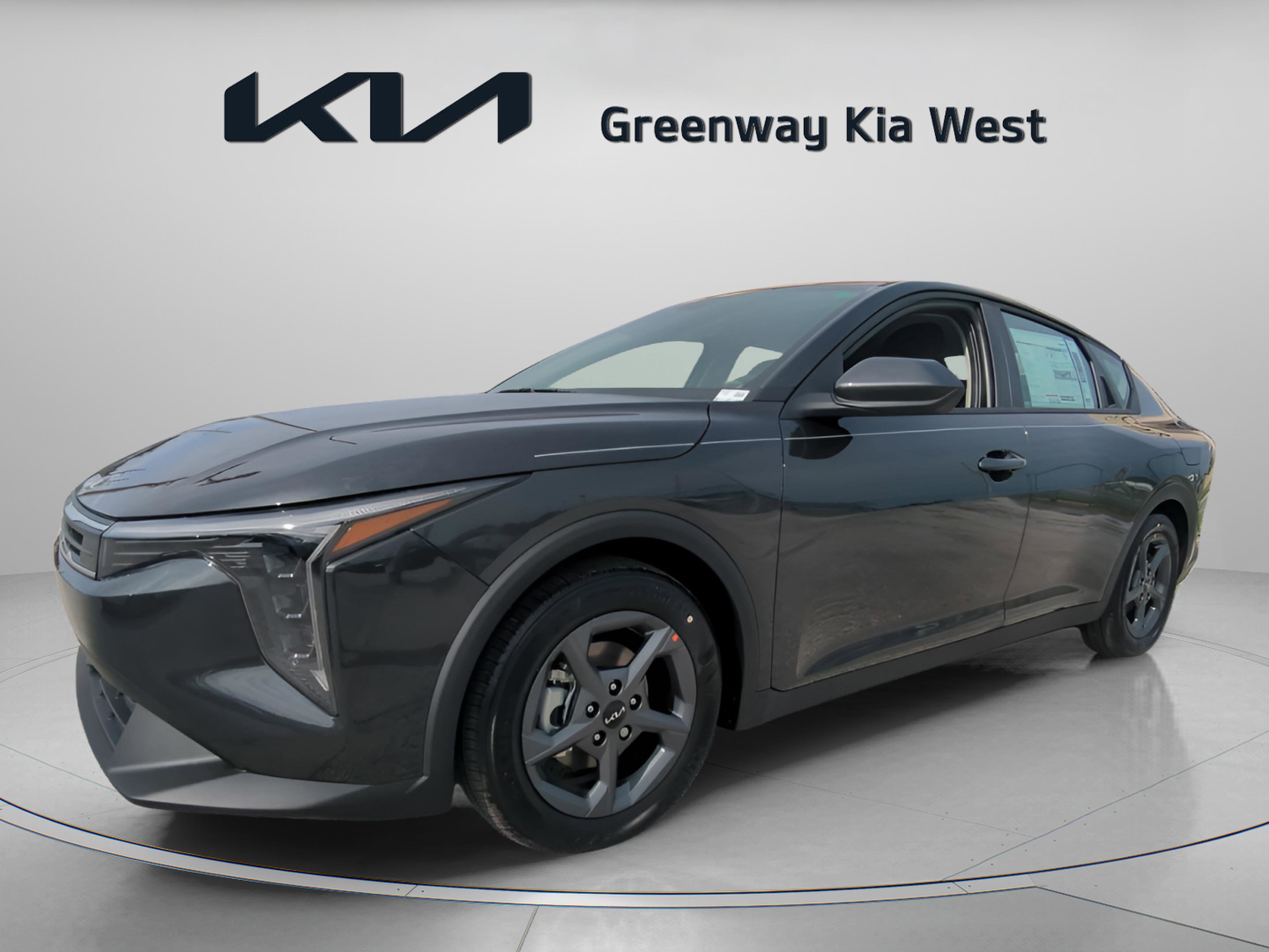 2025 Kia K4 LXS photo 3