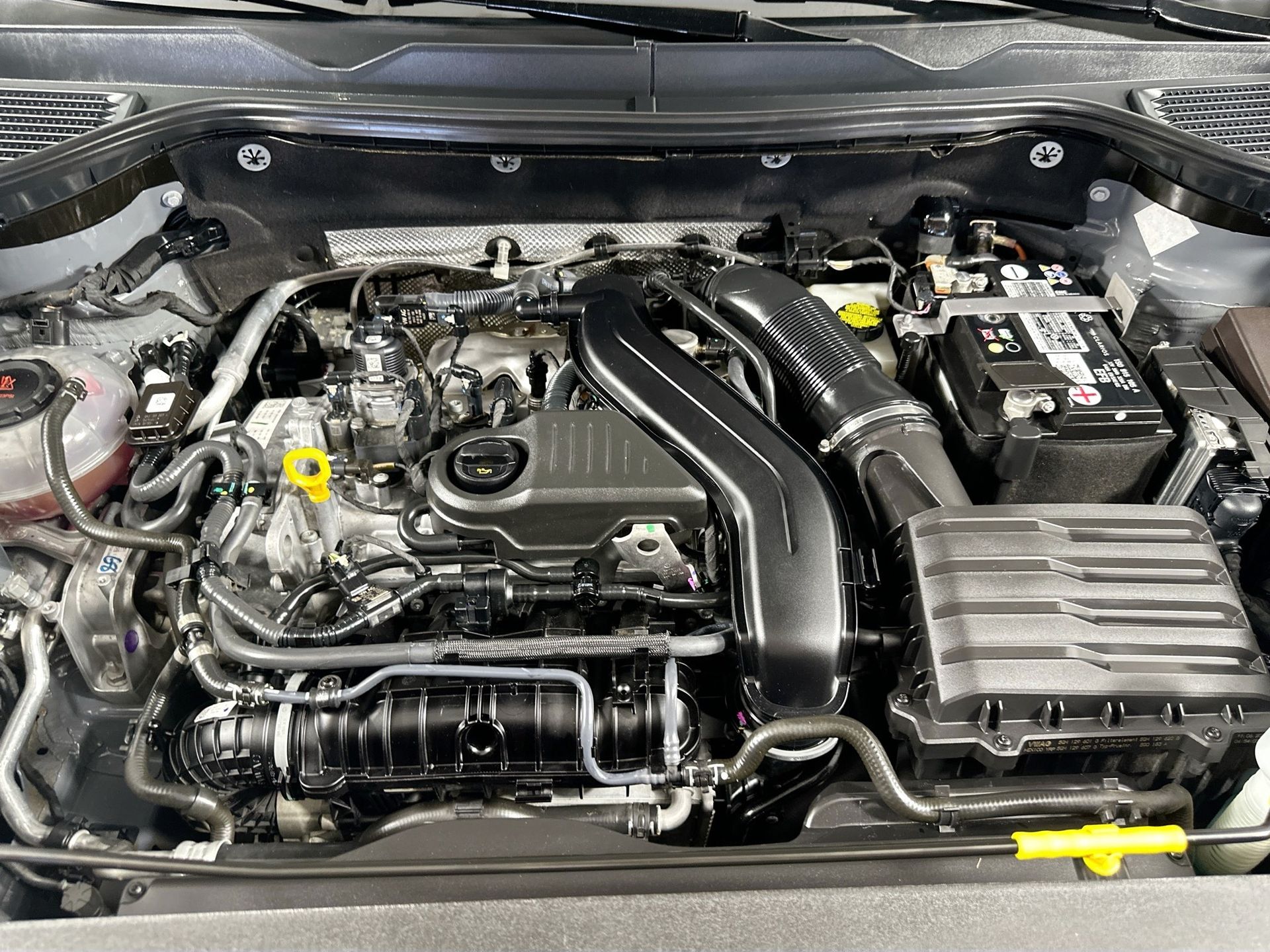 2022 Volkswagen Taos SE photo 24