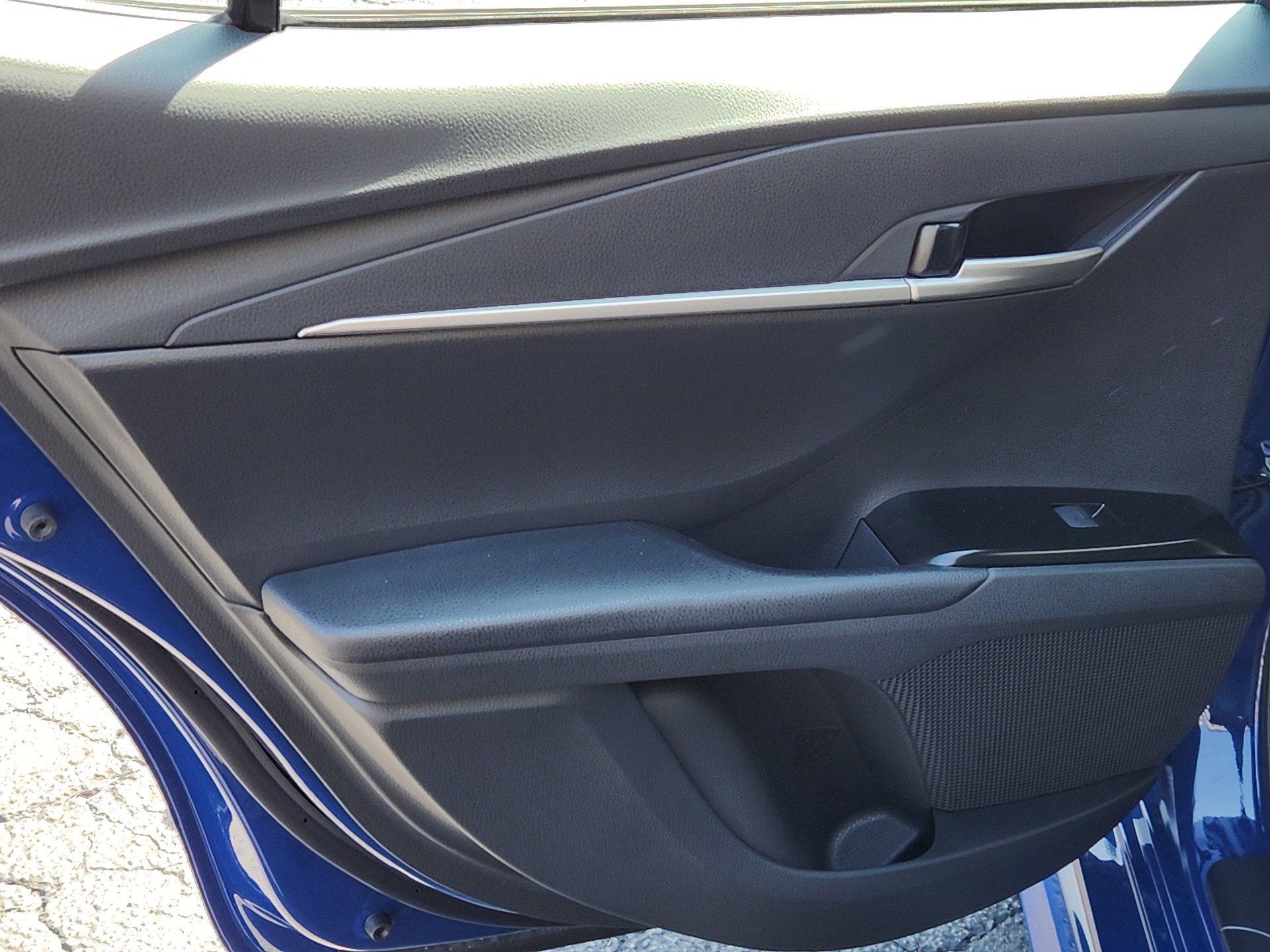 2025 Toyota Camry SE photo 22