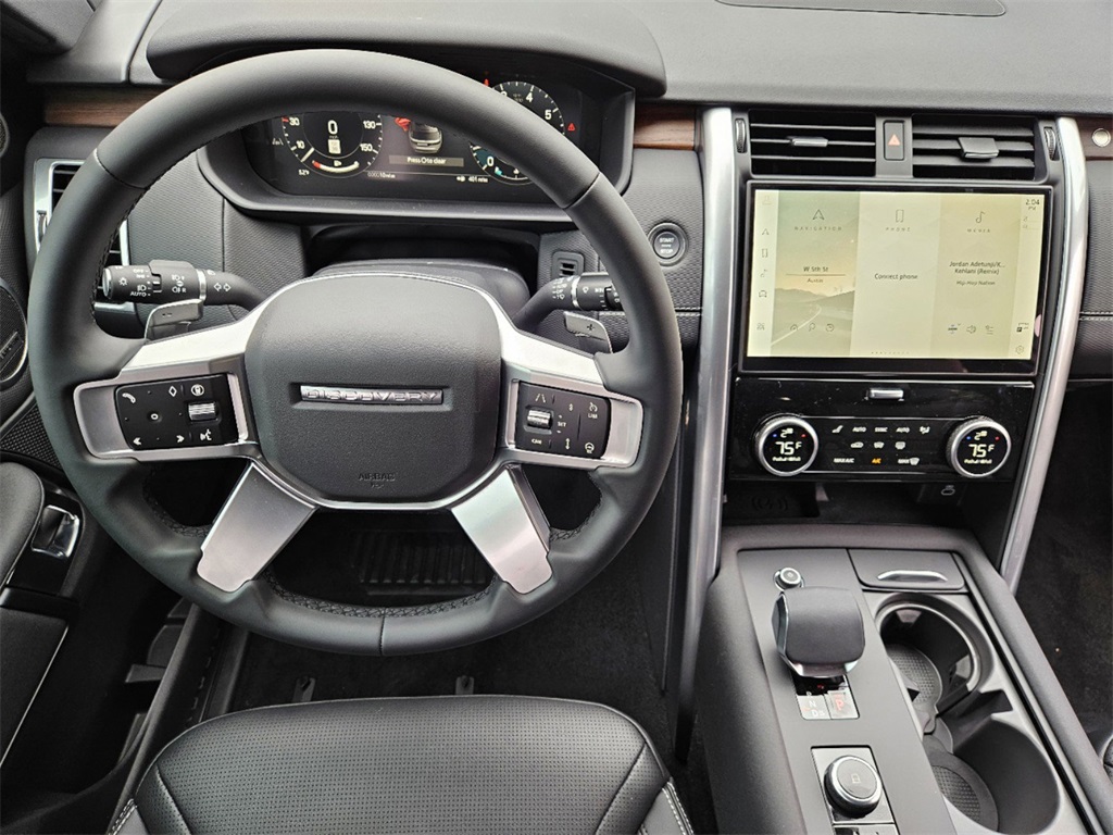 2025 Land Rover Discovery SE photo 23