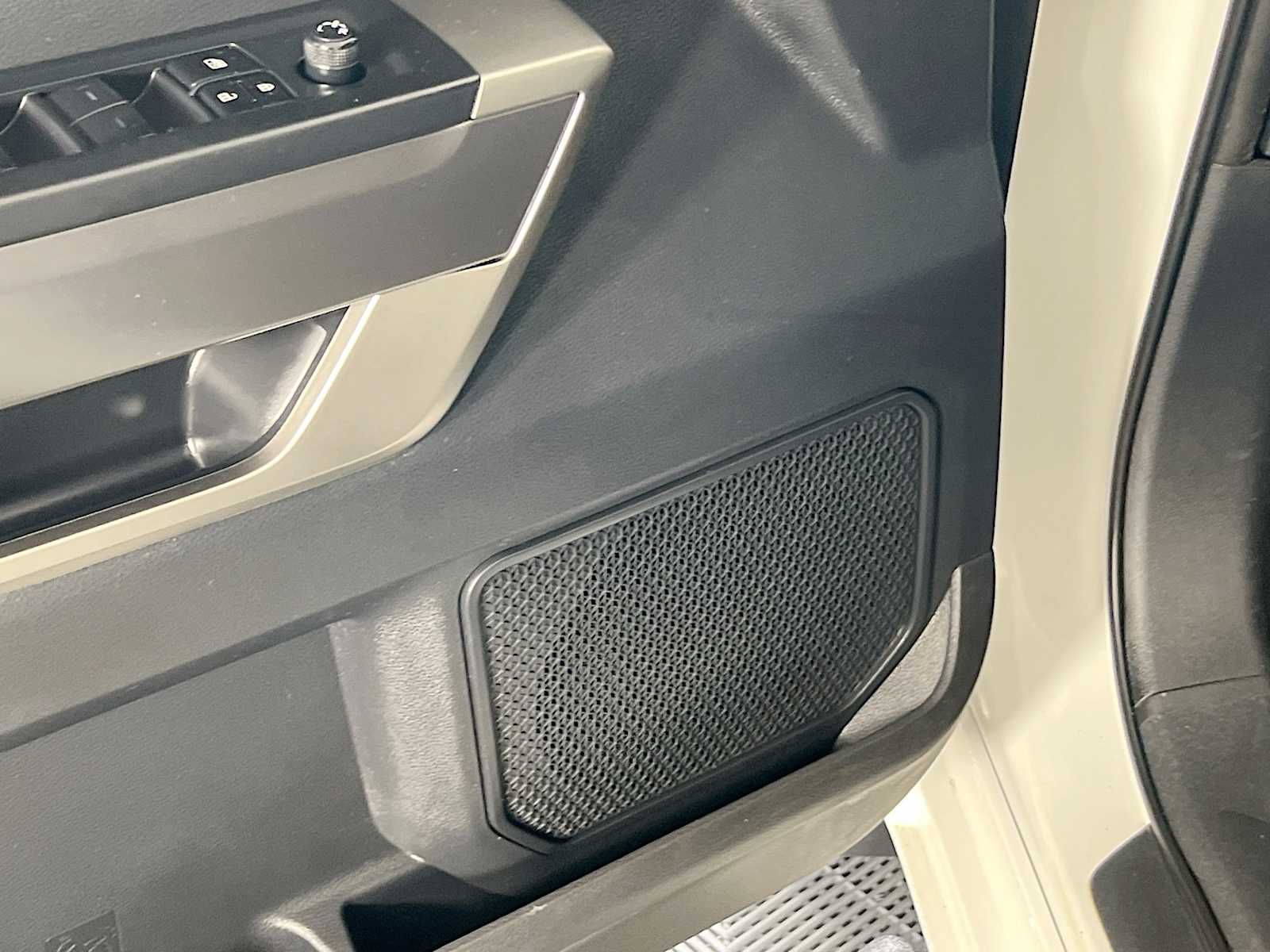 2022 Toyota Tundra SR5 photo 10