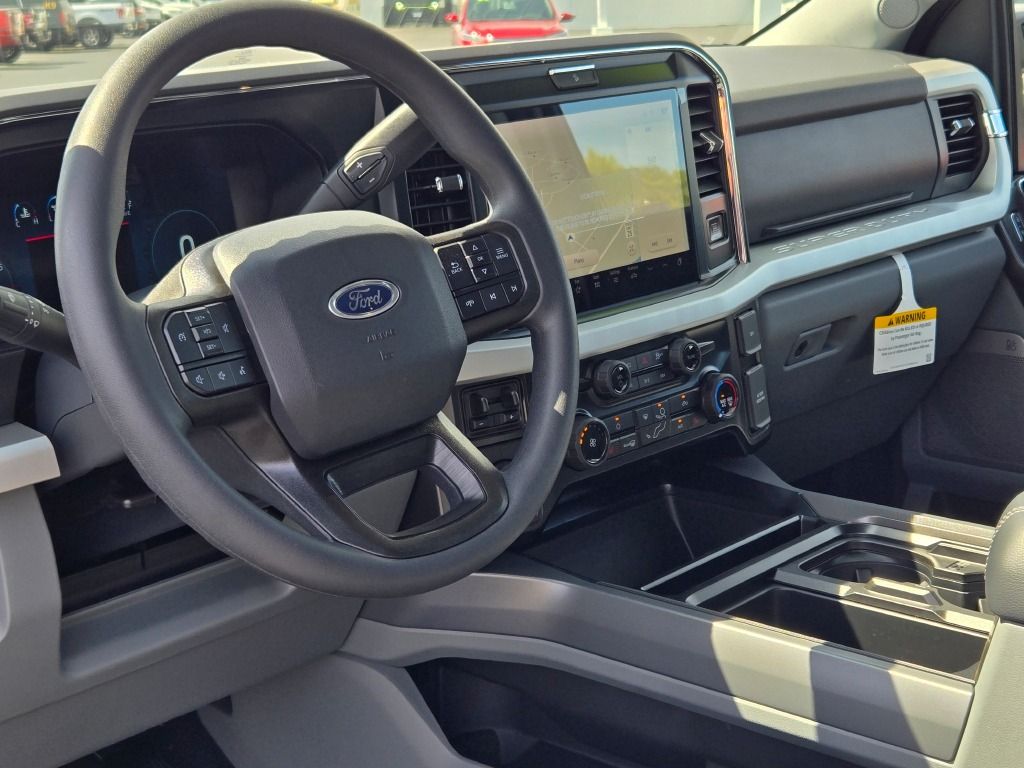2026 Ford F-350 XLT photo 21